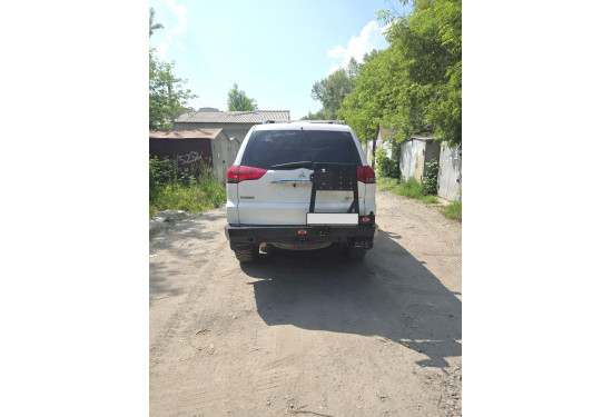 Бампер силовой задний OJ серии "ТРОФИ" для Mitsubishi Pajero Sport 2 с квадратом под фаркоп