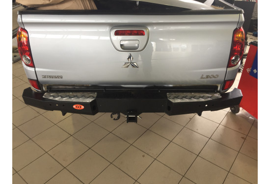 Бампер силовой задний OJ серии "ТУРИЗМ" для Mitsubishi L200 2006-2015 с квадратом под фаркоп