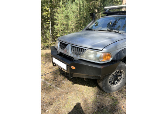 Бампер силовой передний OJ серии "ТУРИЗМ" для Mitsubishi Pajero Sport I 2004-2009