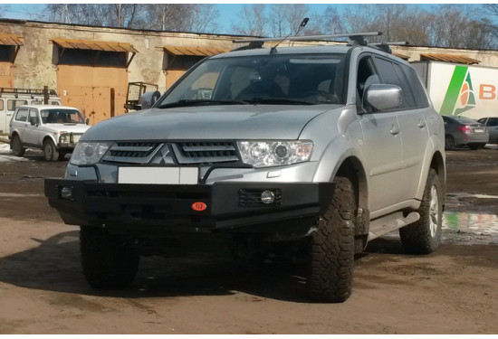 Бампер силовой передний OJ серии "ТРОФИ" для Mitsubishi Pajero Sport II 2008-2013 с противотуманными фарами