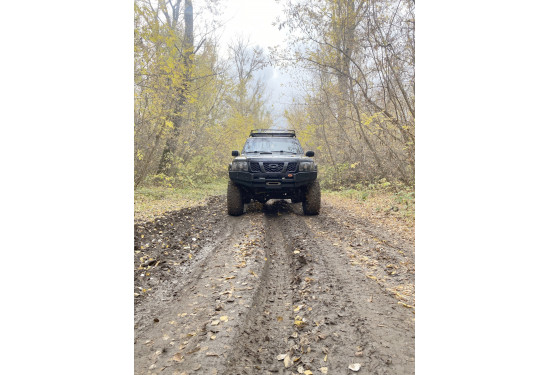 Бампер силовой передний OJ серии "ТРОФИ" для Nissan Patrol Y61 2004-2010 с местами под ПТФ