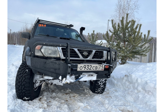 Бампер силовой передний OJ серии "ТРОФИ" для Nissan Patrol Y61 2004-2010 с кенгурином и местами под ПТФ