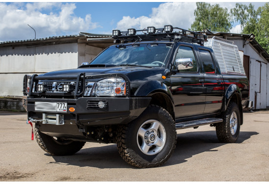 Бампер силовой передний OJ серии "ТРОФИ" для Nissan NP300 2010-2015 с кенгурином и ПТФ