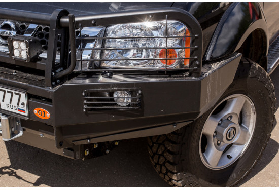 Бампер силовой передний OJ серии "ТРОФИ" для Nissan NP300 2010-2015 с кенгурином и ПТФ