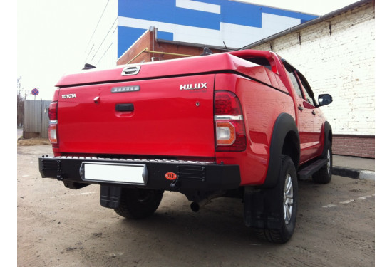 Бампер силовой задний OJ серии "ТРОФИ" для Toyota Hilux 2011-2015 с квадратом под фаркоп