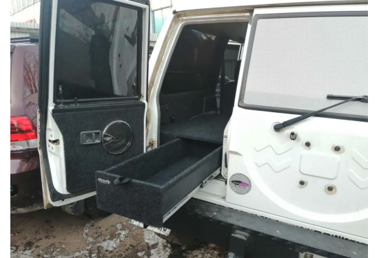 Органайзер "Спальник" для Nissan Patrol/Safari Y60