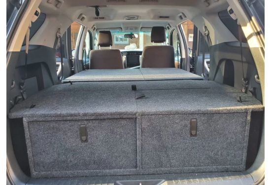 Органайзер «Спальник» для Toyota Fortuner 2015+