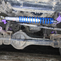 Рулевой демпфер PROFENDER для Toyota Land Cruiser Prado 70 1990-1996 с пружиной возврата в центр