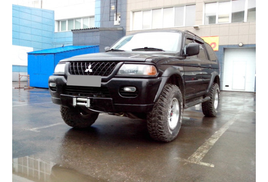 Площадка под лебёдку в штатный бампер Mitsubishi Montero Sport 1998-2008
