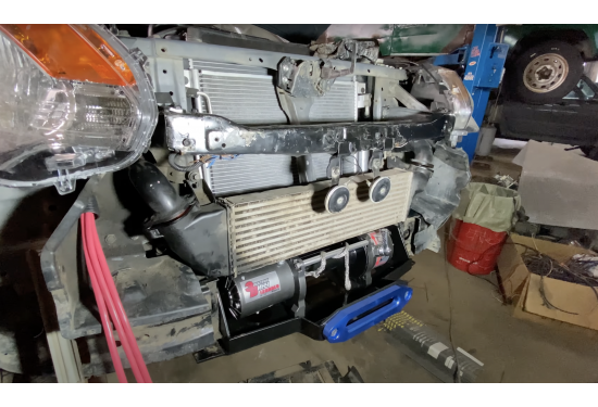 Площадка под лебёдку в штатный бампер Mitsubishi L200 2015-2019