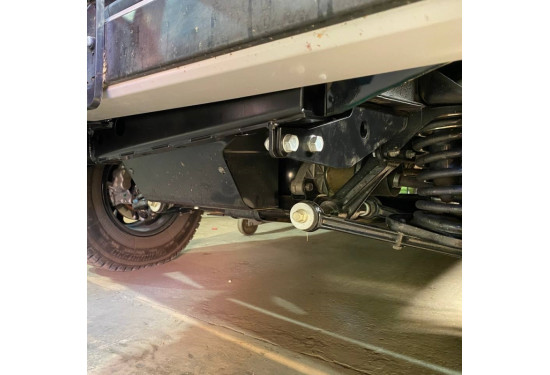 Передний фаркоп для ВАЗ 2121 НИВА