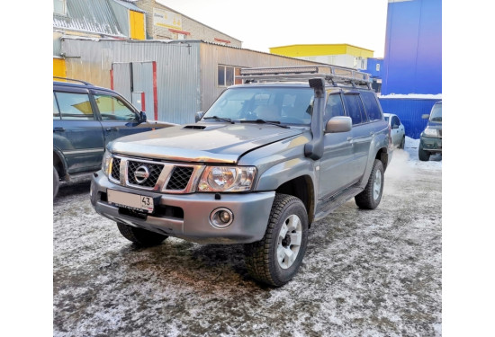 Площадка под лебёдку в штатный бампер Nissan Patrol/Safari Y61 2004+ (под клюз)