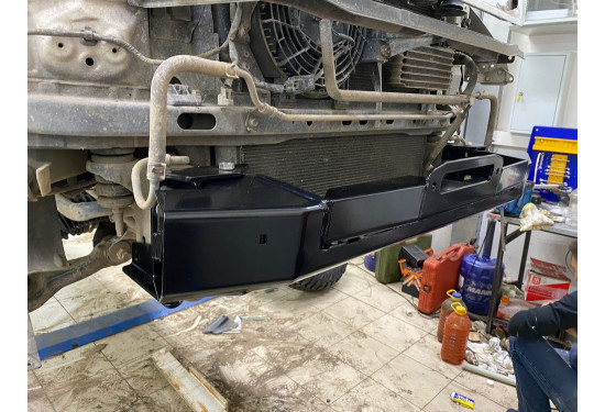 Площадка под лебёдку в штатный бампер Toyota Land Cruiser Prado 120