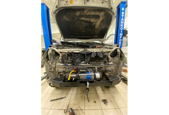 Площадка под лебёдку в штатный бампер Toyota Land Cruiser Prado 120