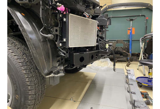 Площадка под лебёдку в штатный бампер Toyota Land Cruiser 300