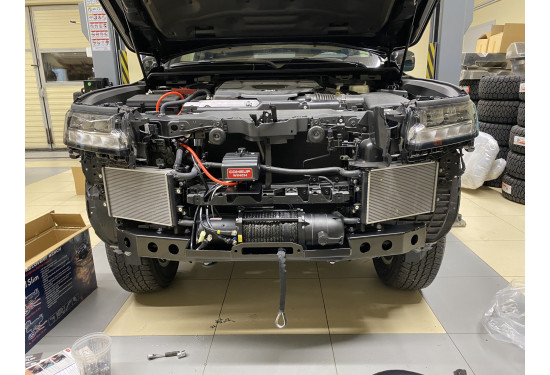Площадка под лебёдку в штатный бампер Toyota Land Cruiser 300