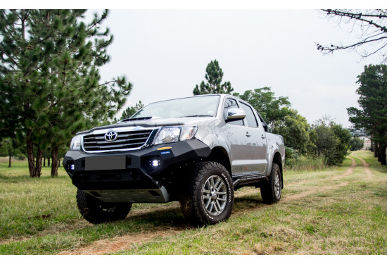 Бампер силовой передний алюминиевый Rival для Toyota Hilux 2011-2015