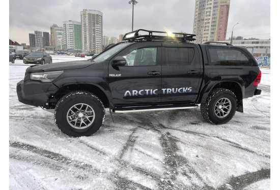 Бампер силовой передний алюминиевый Rival для Toyota Hilux 2020+