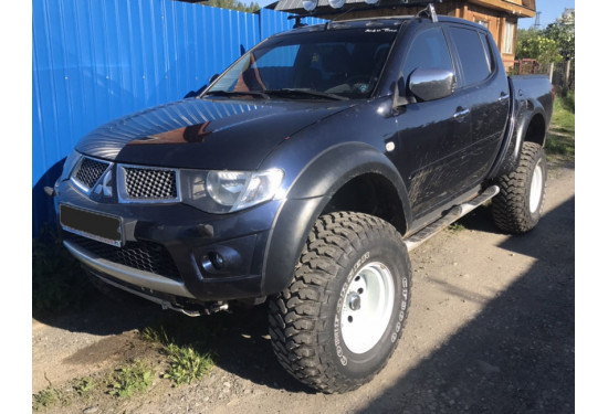 Расширители колесных арок для Mitsubishi L200 2010-2014 Длинный кузов