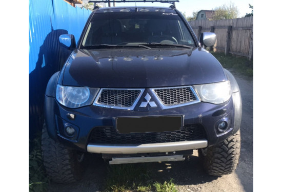 Расширители колесных арок для Mitsubishi L200 2010-2014 Короткий кузов