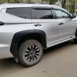 Расширители колесных арок для Mitsubishi Pajero Sport 2020+