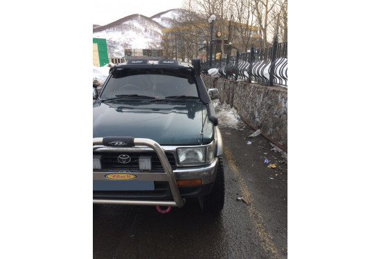 Шноркель для Toyota Hilux 1988-1997 и Toyota 4Runner/Surf 1987-1995 ( с двигателем 2.4L / 3.0L)