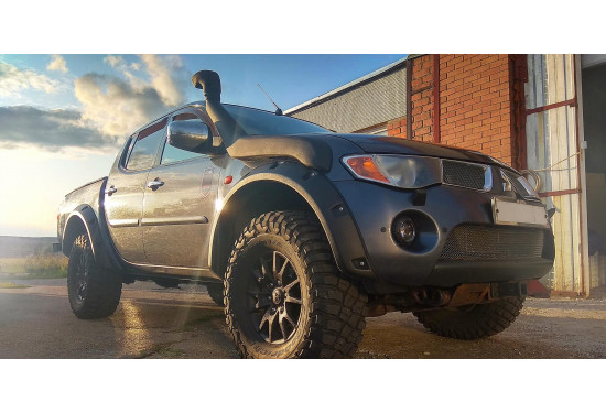 Расширители арок TORBIK для Mitsubishi L200 2005-2012