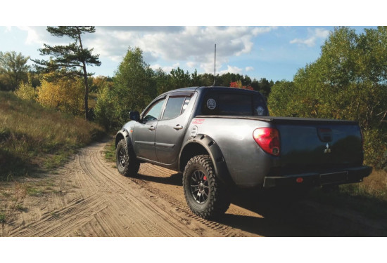 Расширители арок TORBIK для Mitsubishi L200 2005-2012