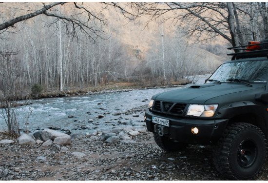 Расширители арок TORBIK для Nissan Patrol Y61 (3 двери) 1997-2004 (с накладками на оба бампера)