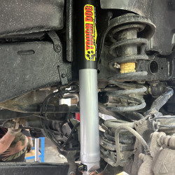 Амортизатор передний регулируемый Tough Dog для Jeep Wrangler JL и Jeep Gladiator JT лифт 0-50 мм (масло)