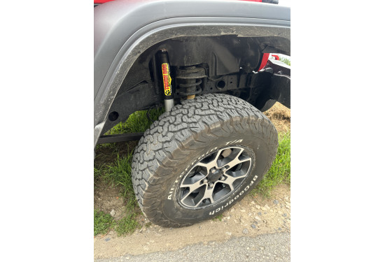 Амортизатор передний регулируемый Tough Dog для Jeep Wrangler JL и Jeep Gladiator JT лифт 0-50 мм (масло)