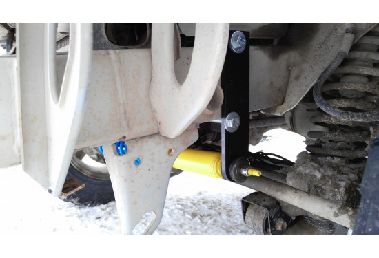 Рулевой демпфер Tough Dog с пружиной возврата в центр для Suzuki Jimny 1998-2018 (правый руль) без ГУР