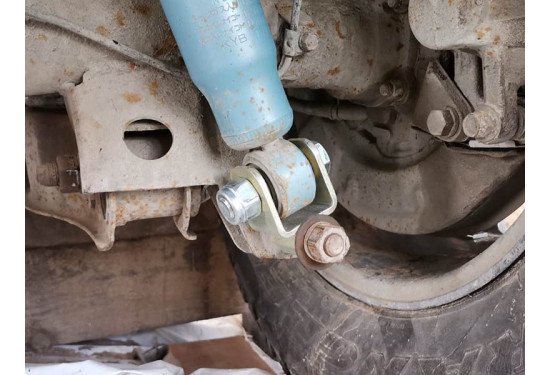 Удлинители задних амортизаторов Mitsubishi Pajero/Montero Sport, Mitsubishi Delica, Mitsubishi Pajero/Montero и Citroen Jumper на 40 мм