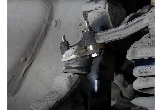 Проставки верхних шаровых 8 мм для ВАЗ НИВА, LADA 4x4, Chevrolet Niva