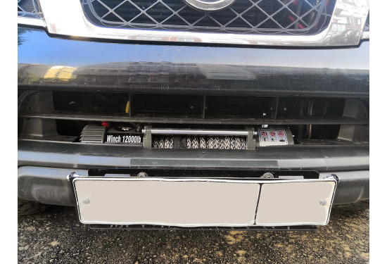 Площадка под лебёдку в штатный бампер Nissan Navara D40 2005-2015 и Nissan Pathfinder R51 2005-2015