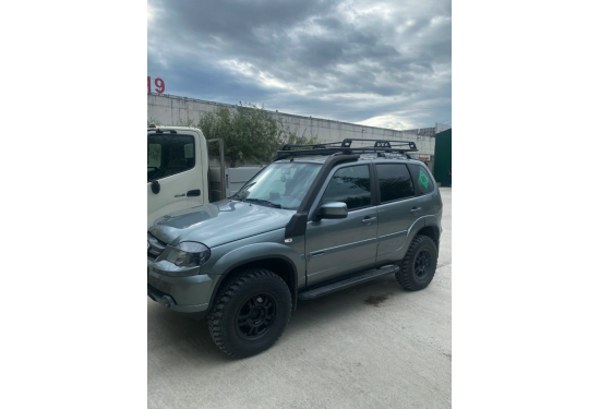 Багажник на крышу для Chevrolet NIVA и LADA Niva Travel