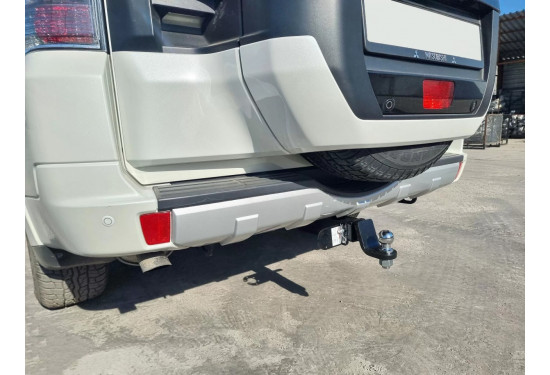 Фаркоп для Mitsubishi Pajero III и Mitsubishi Pajero IV