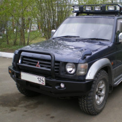 Бампер силовой передний Вездеходофф для Mitsubishi Pajero II с центральной дугой