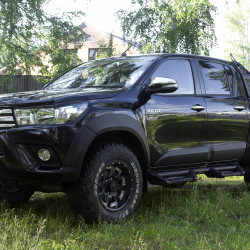 Расширители арок для Toyota Hilux 2015-2020 (без сверления крыла)