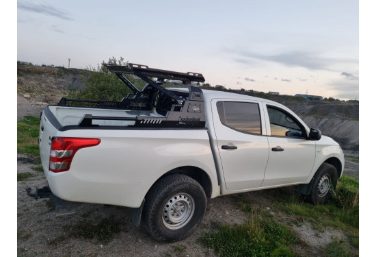 Защитная дуга с багажником в кузов пикапа Mitsubishi L200, Toyota Hilux, Changan Hunter, JAC T6 и др.