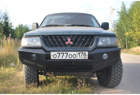 Бампер силовой передний АМЗ для Mitsubishi Montero Sport/Pajero Sport 1996-2009