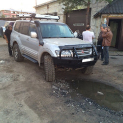 Бампер силовой передний АМЗ для Mitsubishi Pajero III