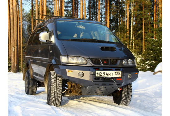 Бампер силовой передний АМЗ для Mitsubishi Delica 1994-2007