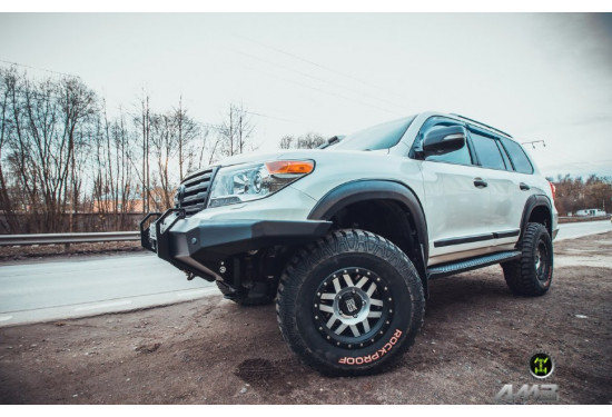 Силовые пороги АМЗ для Toyota Land Cruiser 200