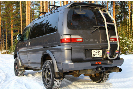 Бампер силовой задний АМЗ для Mitsubishi Delica 1994-2007