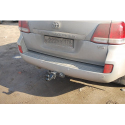 Фаркоп АМЗ для Toyota Land Cruiser 200 / Lexus LX570