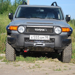 Площадка под лебёдку АМЗ в штатный бампер Toyota FJ Cruiser