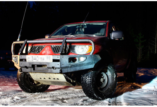 Бампер силовой передний АМЗ для Mitsubishi L200 IV 2005-2016