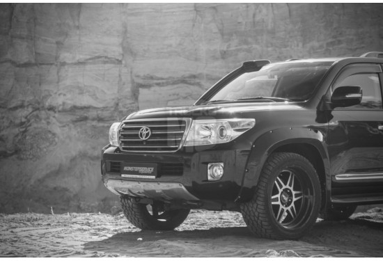 Расширители колесных арок для Toyota Land Cruiser 200 2013-2015